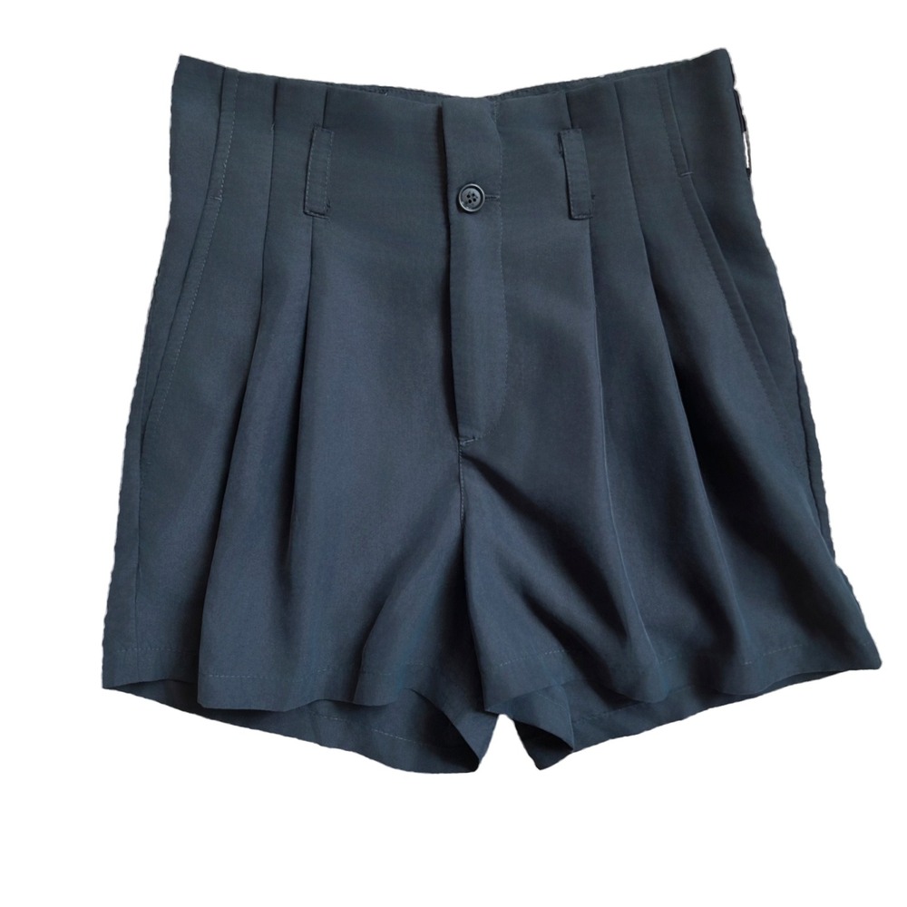 GUC Divided Black Silky Modal High Waist Pleated Shorts With Buttons Size 2 S‎